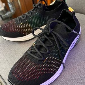Skechers air cloud walking shoes